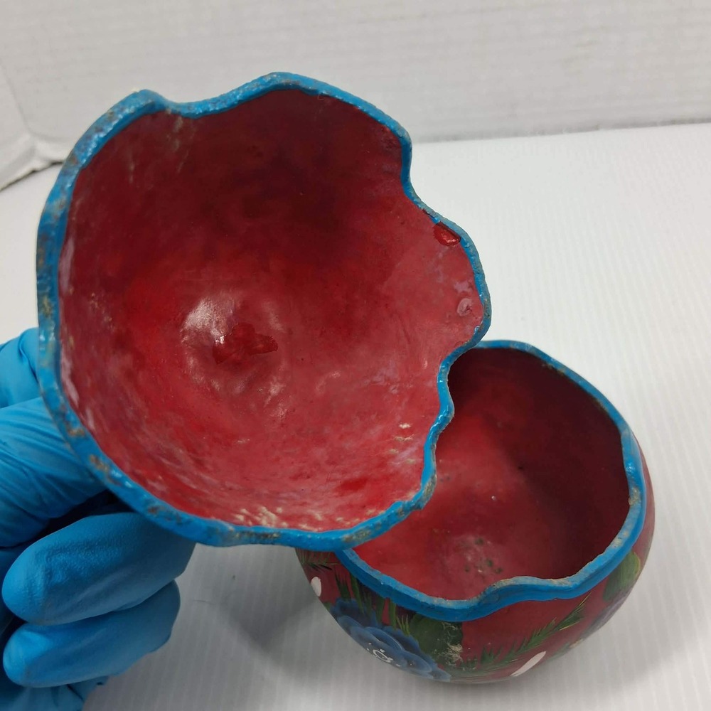 Hand Painted Floral Gourd Trinket Box Red Folk Art Decorative Lidded Container - Picture 7 of 8